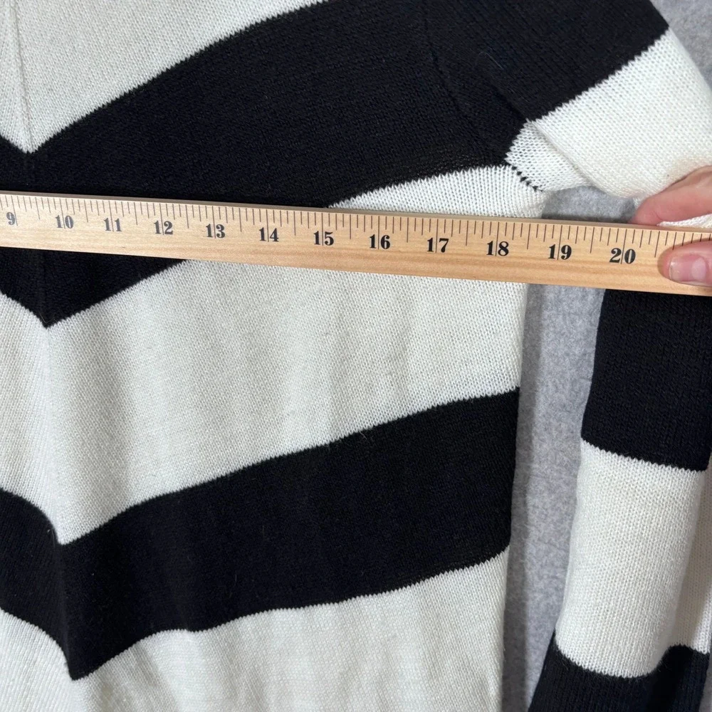 AB‎ Studio Tunic Sweater Large Black Cream Chevron Flowy Nautical Modern Beachy